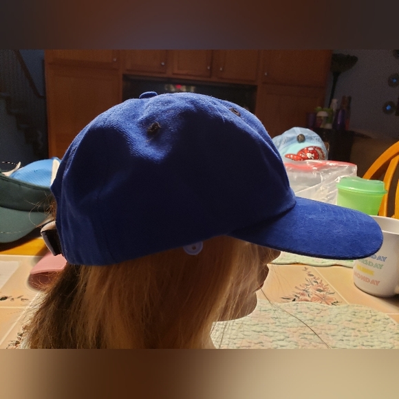ADIDAS HAT - Picture 4 of 14
